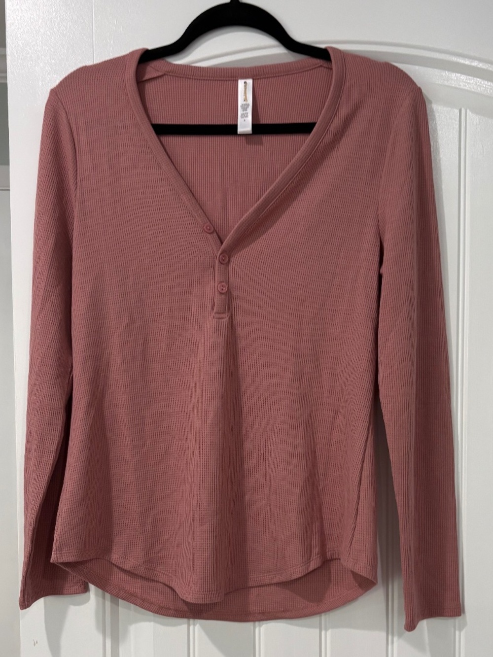 Athleta Wind Down sleep top